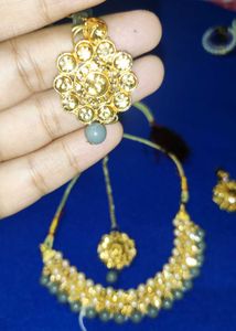 NEW grey necklace set (necklace+earrings+mang