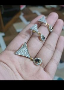 Ad Pendent Set