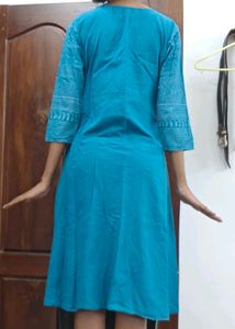 Elegant Blue Kurta with V-Neck