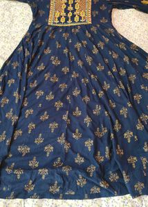 Elegant Navy Kurta with Gold Print