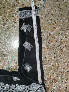 Elegant Black Embroidered Kurta