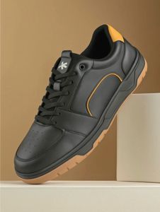 HRX Men's Black & Beige Sneakers