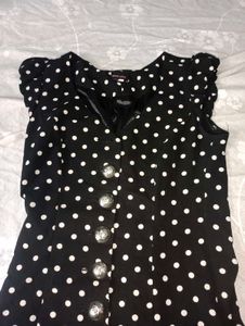Chic Polka Dot Button-Up Dress