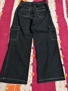 Women 6 Pocket Black Cargo Pants