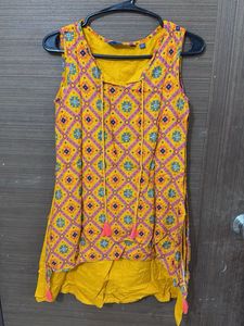 Vibrant Yellow Geometric Print Kurta