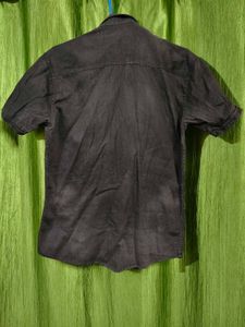 Classic Short-Sleeve Button-Down Shirt