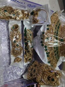 Stunning Gold &amp; Green Bridal Jewellery Set