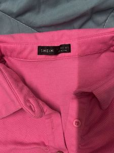 Chic Pink Ruched Collared Sleeveless Top