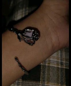 Floral Tulip Design Bracelet