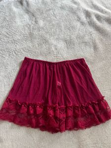 Elegant Burgundy Lace Nightgown Set
