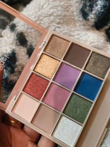 MARS Back to Basics Eyeshadow Palette