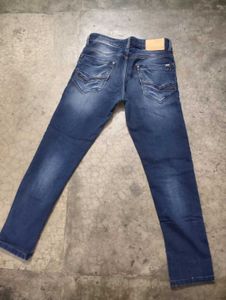Stylish Men's Blue Denim Jeans
