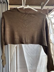Cropped Long Sleeve Top