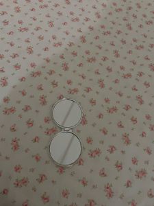 Doll mirror