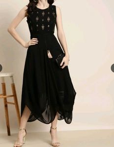 Elegant Black Embellished Dress Medium size
