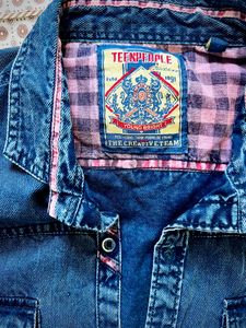 Lightweight denim