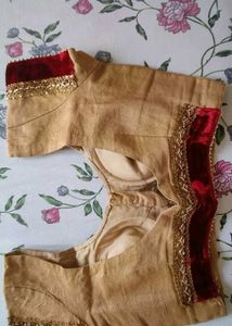 Tan Saree With Maroon Velvet Border