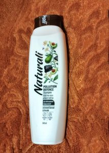 Naturali Pollution Defence Shampoo    ( Detox From Micropollutant Build -up )