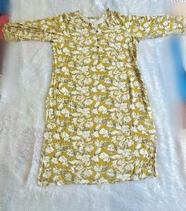 Avaasa Yellow Floral Print Kurta