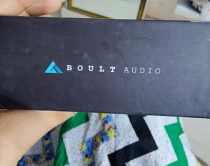 Boult Audio..Combuds.New With Tag.No Offered Coins