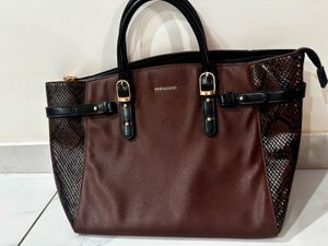 Chic Brown Tote Bag