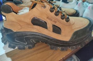 Highlander Sneakers For Men . Like New