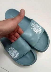 ✨💯 ORIGINAL Red Tape Men's Blue Sliders💯✨