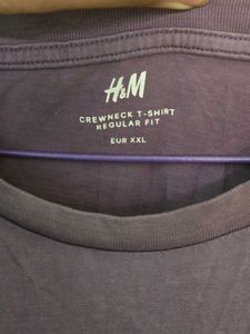 H&amp;M Solid Dusty Plum / Muted Purple Crewneck Tee