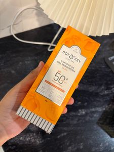 Dot & Key Mango Sunscreen - 80G