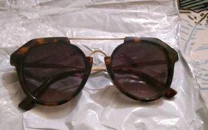 Combo of 3 items Lotion, talcum powder nd sunglass