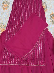 Elegant Pink Sequined Kurta Set