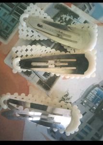 Elegant Pearl Hair Clips Set