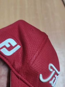 titlest golf cap
