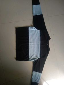 Colorblock Knit T-shirt