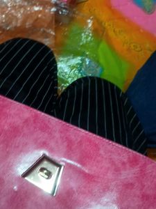 Stylish Pink Croc Embossed Handbag