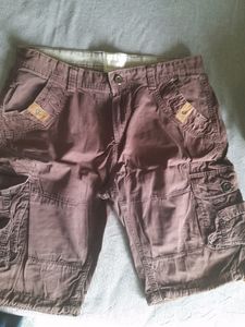 Men Capri