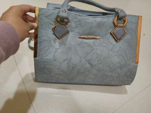 Elegant Floral Handbag