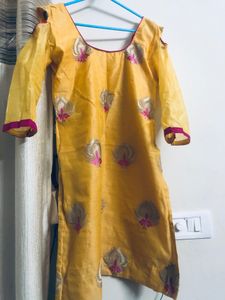 brand new yellow kurti not worn even once