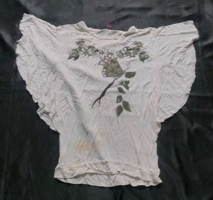 Floral Print Flutter Sleeve Top