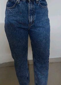 Vintage Wash Mom Jeans