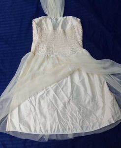 Chic Lace &amp; Tulle Strapless Dress