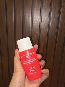 DOT & KEY Tinted Sunscreen SPF 50+