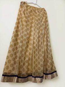 Golden Ethnic Skirt with Floral Print mastani ders