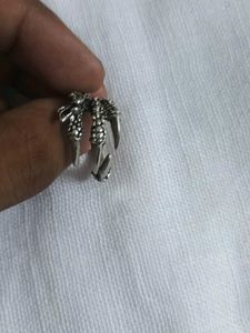 Unique Dragon Claw Ring