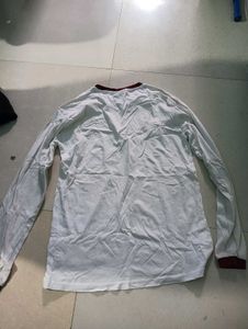 Comfortable White Long Sleeve T-Shirt