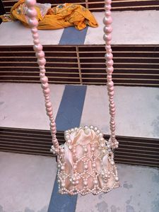 Elegant Pearl Beaded Clutch Bag