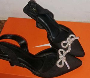 ❗Black Bow Stiletto Heels❗