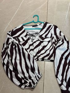 Zebra Print Lace-Up Cropped Top