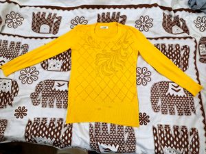 Yellow Sweatshirt for women