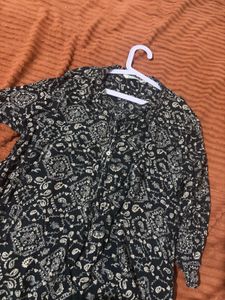 Stylish Black Paisley Print Tunic Top
